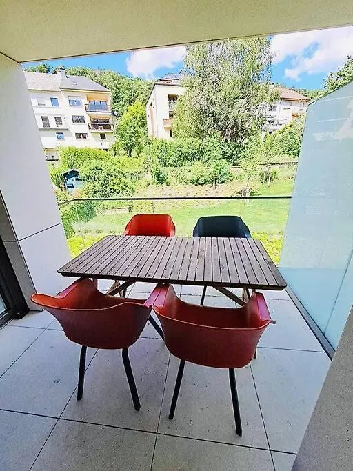Garden View Luxury Flat With Terrace & Parking- Apartment Luxembourg